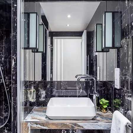 Merveil - Signature - Louvre - Victoria * 파리