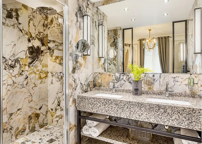 Merveil - Signature - Louvre - Victoria *