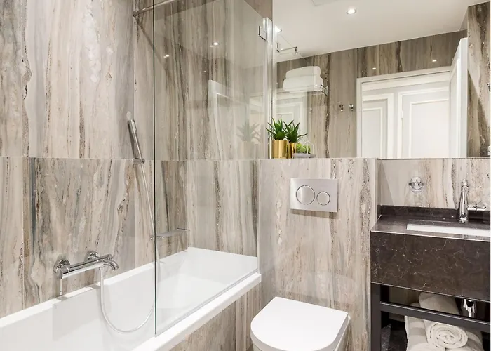 Merveil - Signature - Louvre - Victoria Paris